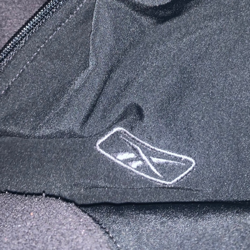 Reebok pullover - Picture 2 of 3